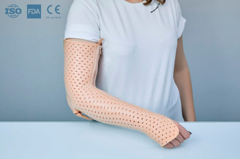 Ортез на локтевой сустав L из термопластика размер запястья от 18 см